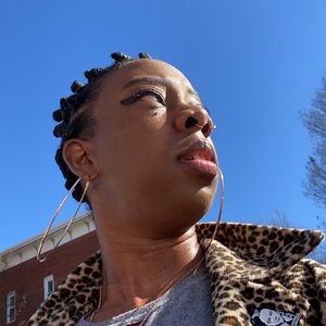 Meet your Posher, Celeste